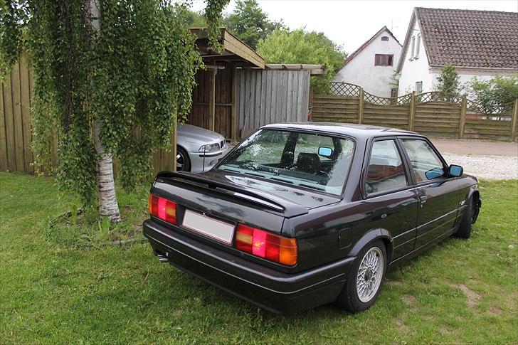 BMW E30 billede 10