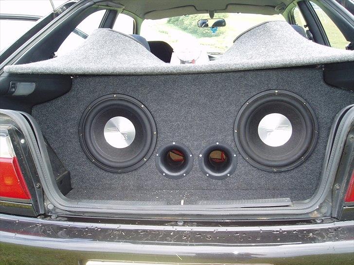 Toyota corolla E10 1,6 GSI SOLGT billede 4