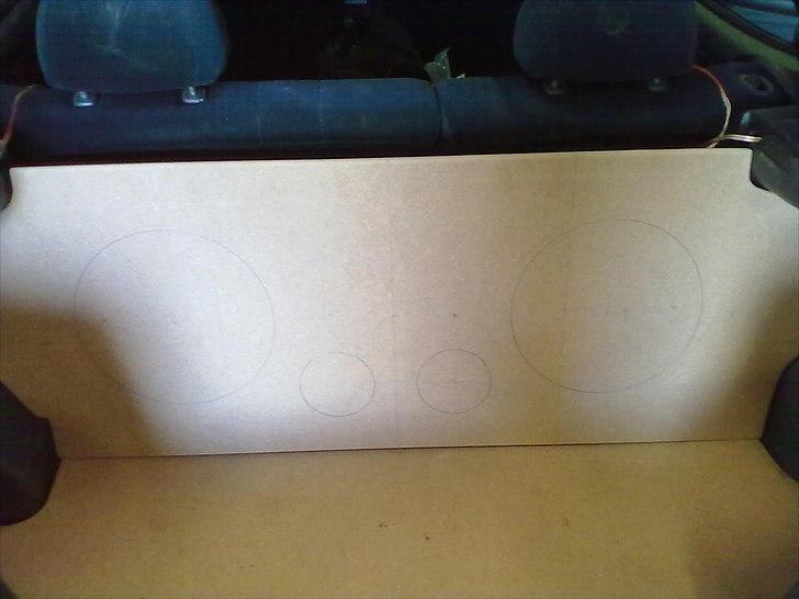 Toyota corolla E10 1,6 GSI SOLGT billede 16