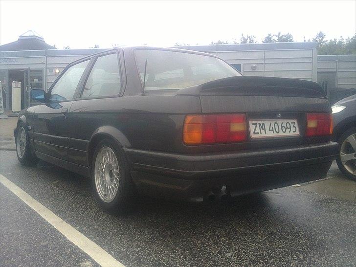BMW E30½ 325i M-Tech II billede 4