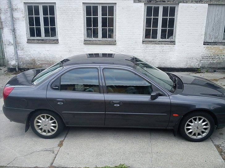 Ford Mondeo MK2 2.0  billede 17