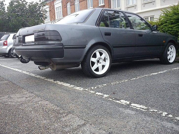 Toyota carina 2 billede 2