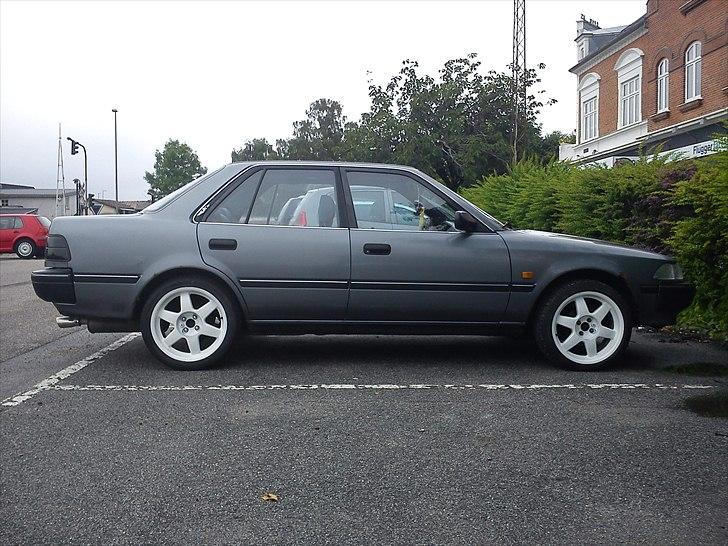 Toyota carina 2 billede 5