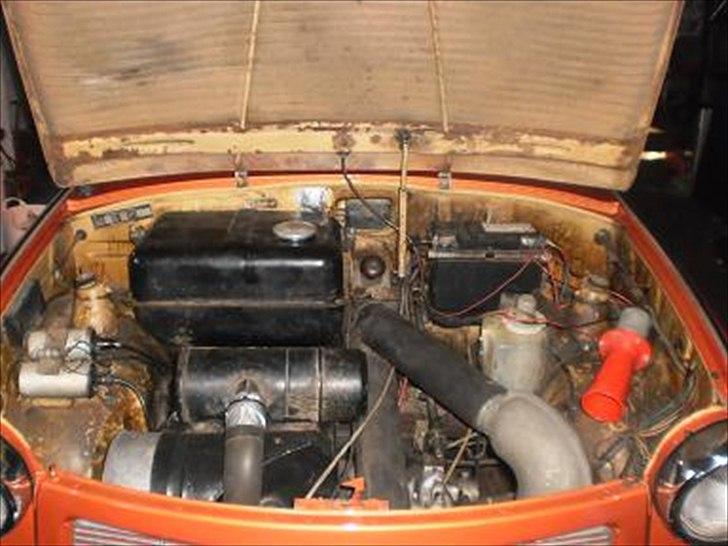 Trabant P601 kombi (SOLGT) - motorrumet har jeg ikke gjort noget ved.. billede 4