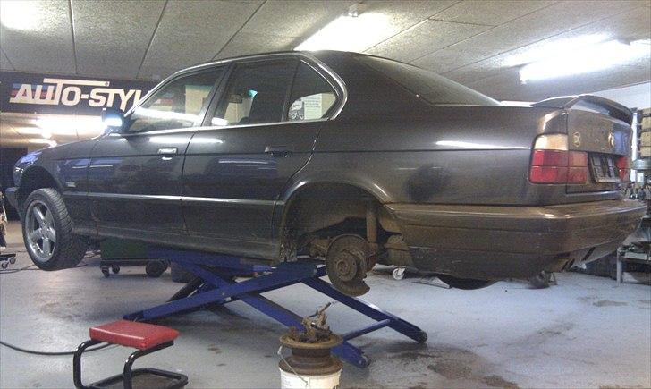 BMW E34 530i billede 4