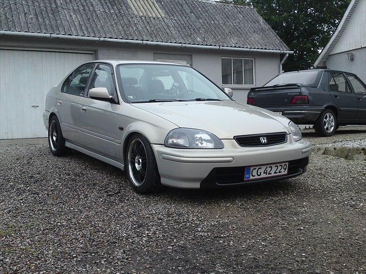 Honda Civic (solgt) billede 6