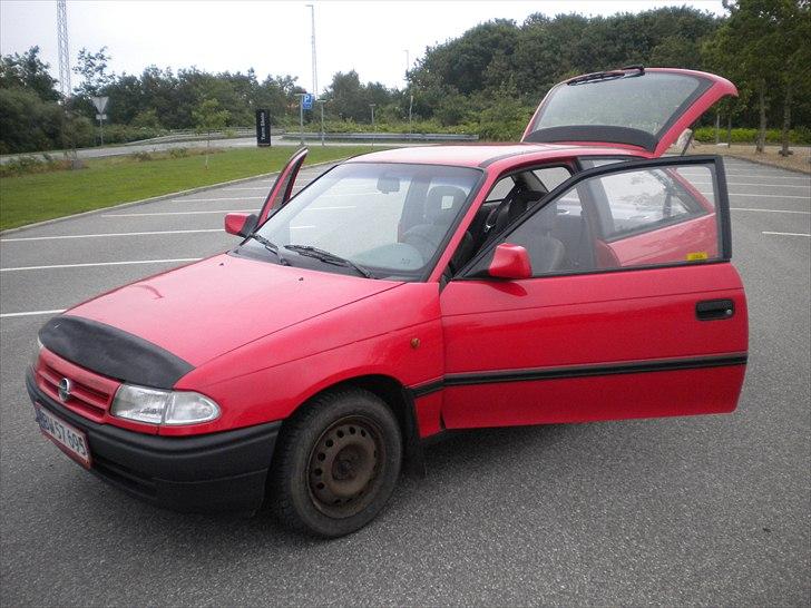 Opel astra f 1.4 billede 4
