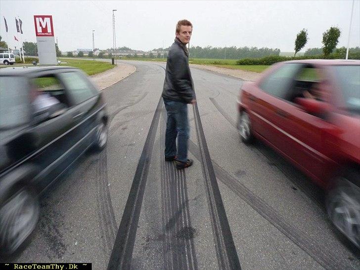 VW Golf II GTD ~ 1983 ~ Solgt - Mig der lige har sat et ræs igang til et RaceTeamThy Træf :) billede 20