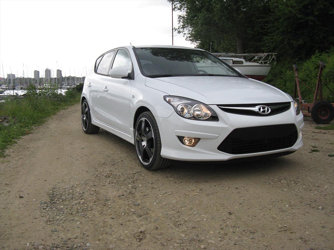 Hyundai i30 1,6 CRDi Comfort aut. billede 4