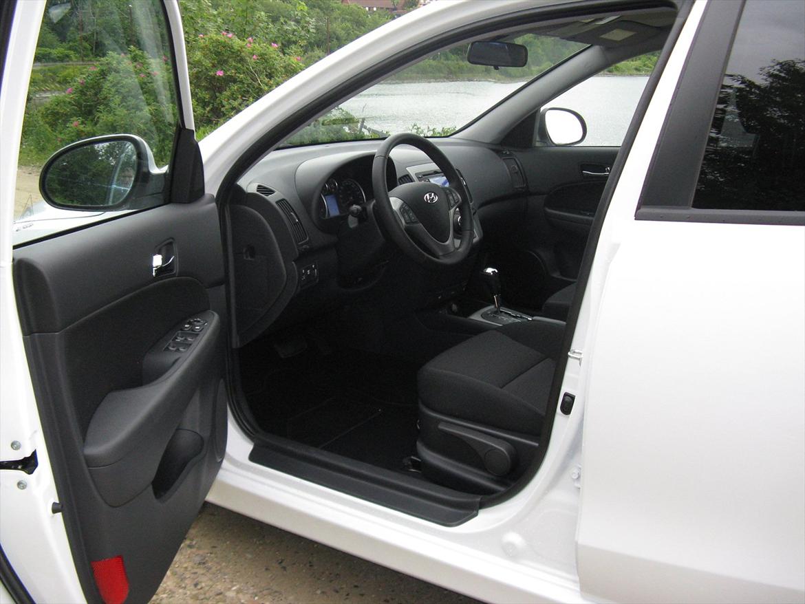 Hyundai i30 1,6 CRDi Comfort aut. billede 9