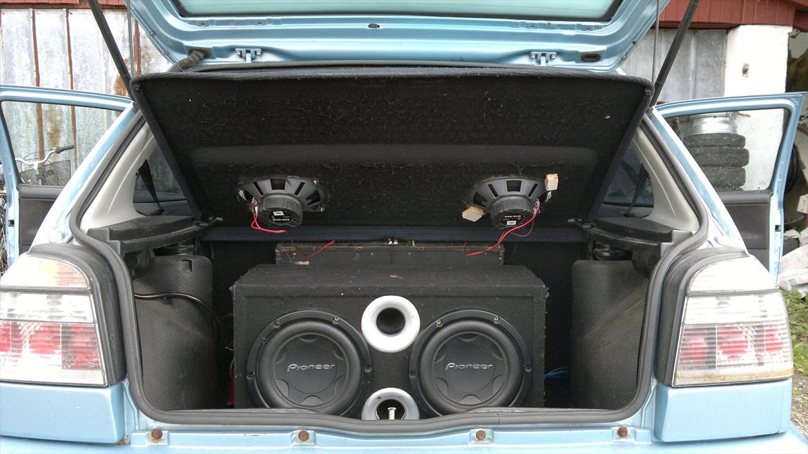 VW Golf 3 1.8  Solgt billede 10