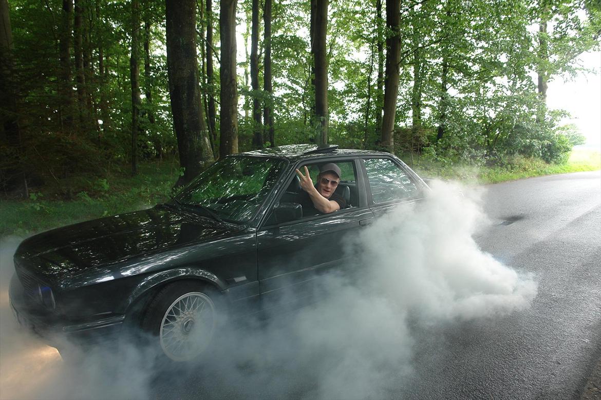 BMW E30½ 325i M-Tech II billede 1