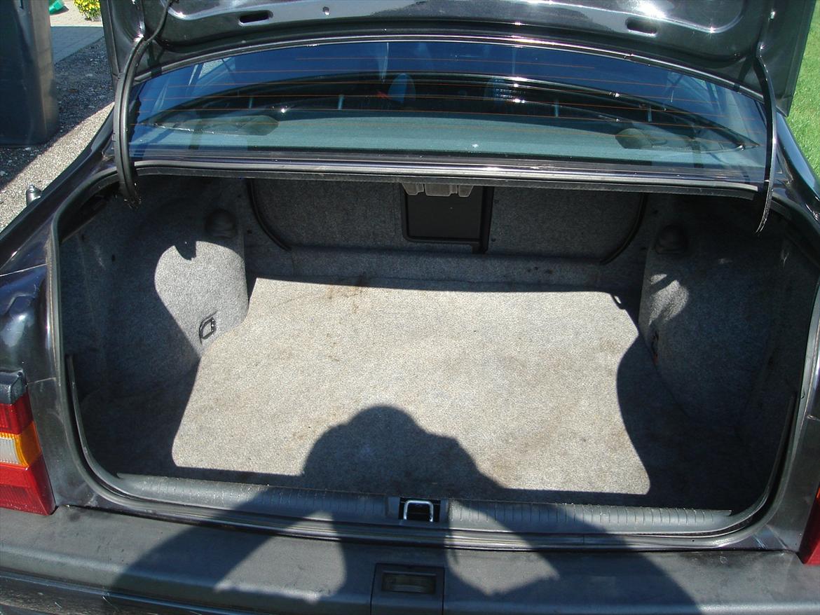 Opel Vectra 1,8I Expression Sedan solgt - en gang rans og et lille anlæg bygget pænt op kunne være godt her billede 5