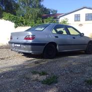 Peugeot 406