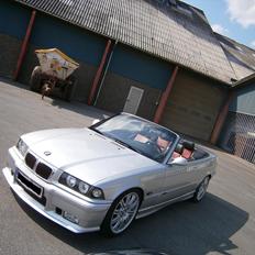 BMW 320i E36 Cabrio