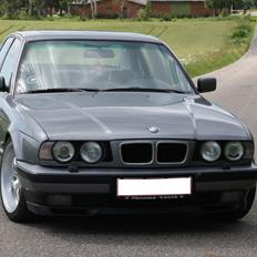 BMW 540i