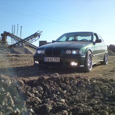 BMW 318i