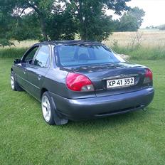 Ford Mondeo MK2 2.0 