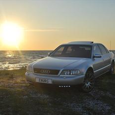 Audi A8 4,2 Quattro 