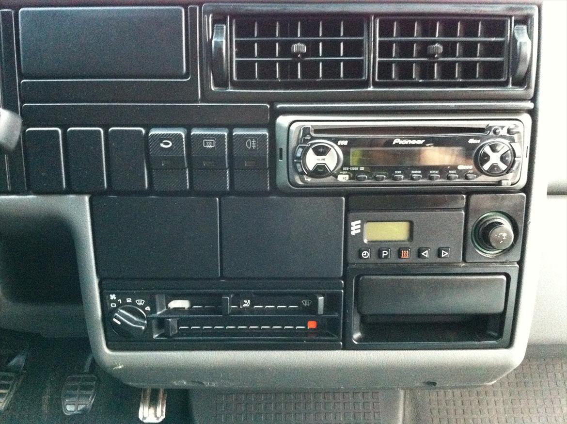 VW Transporter 2,4D Allrounder [SOLGT] billede 8