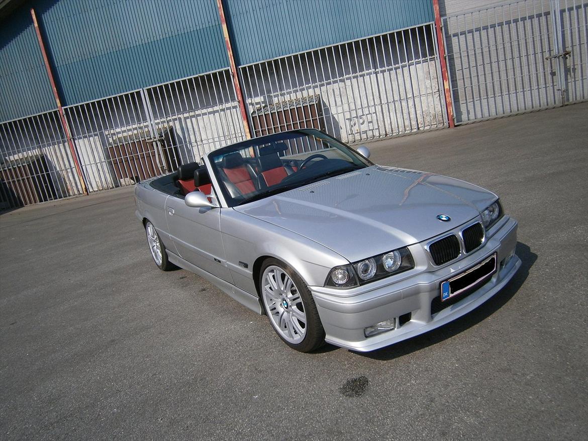 BMW 320i E36 Cabrio billede 1