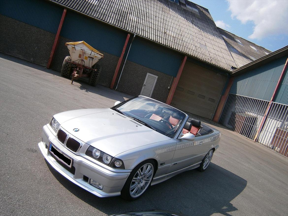 BMW 320i E36 Cabrio billede 2