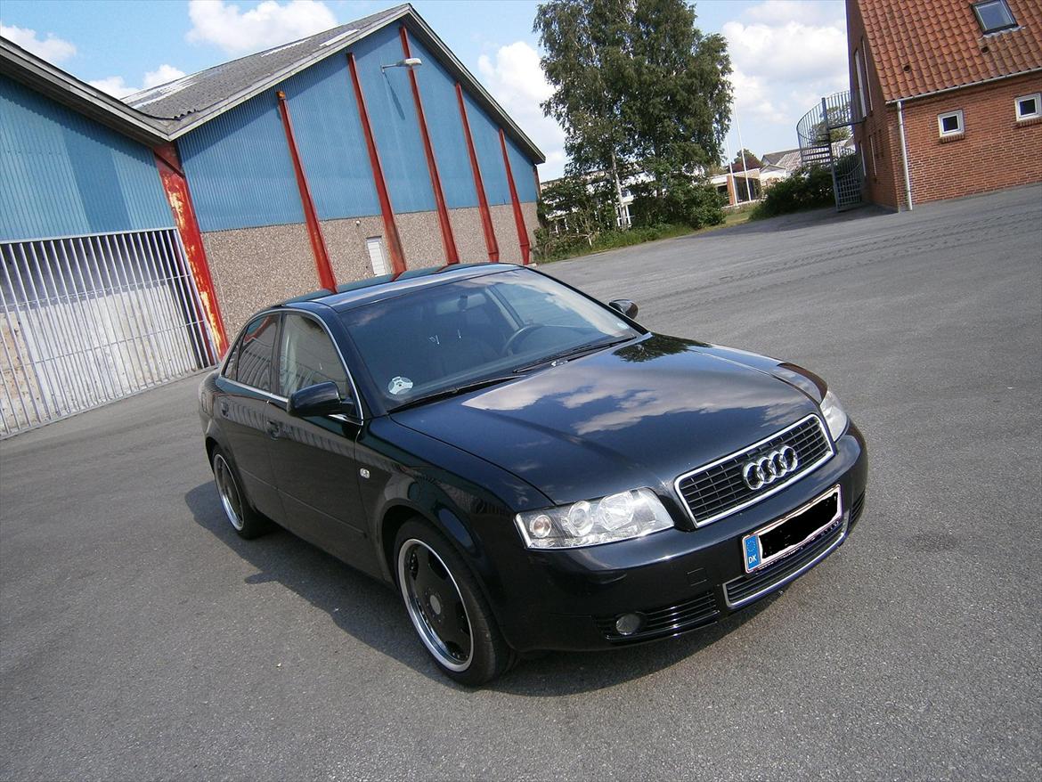 Audi A4 limo billede 1