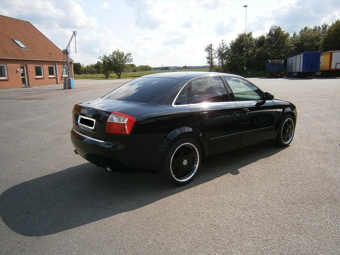 Audi A4 limo billede 3