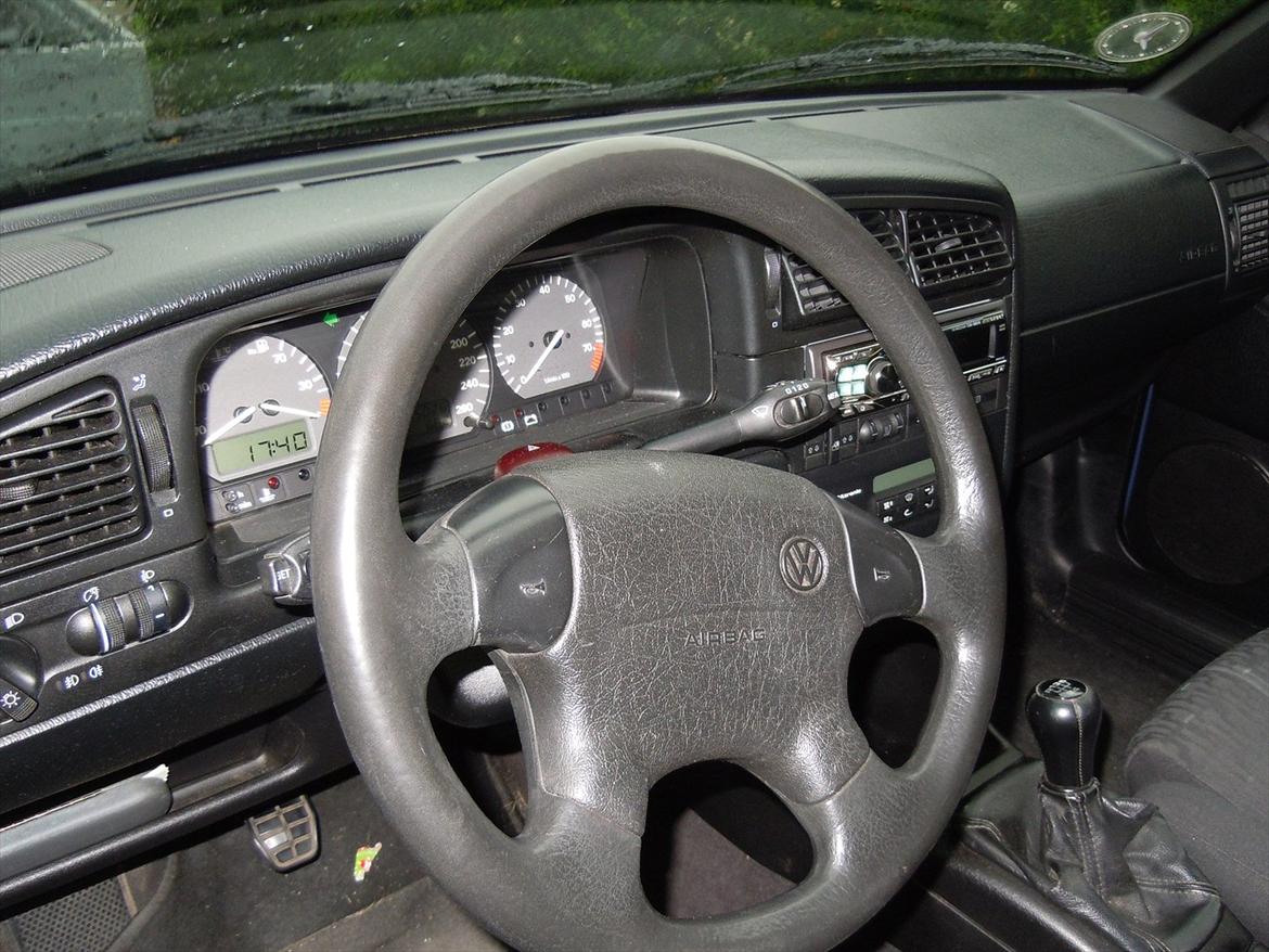 VW Passat 2.0i 16v GT abf 150 limosine billede 4