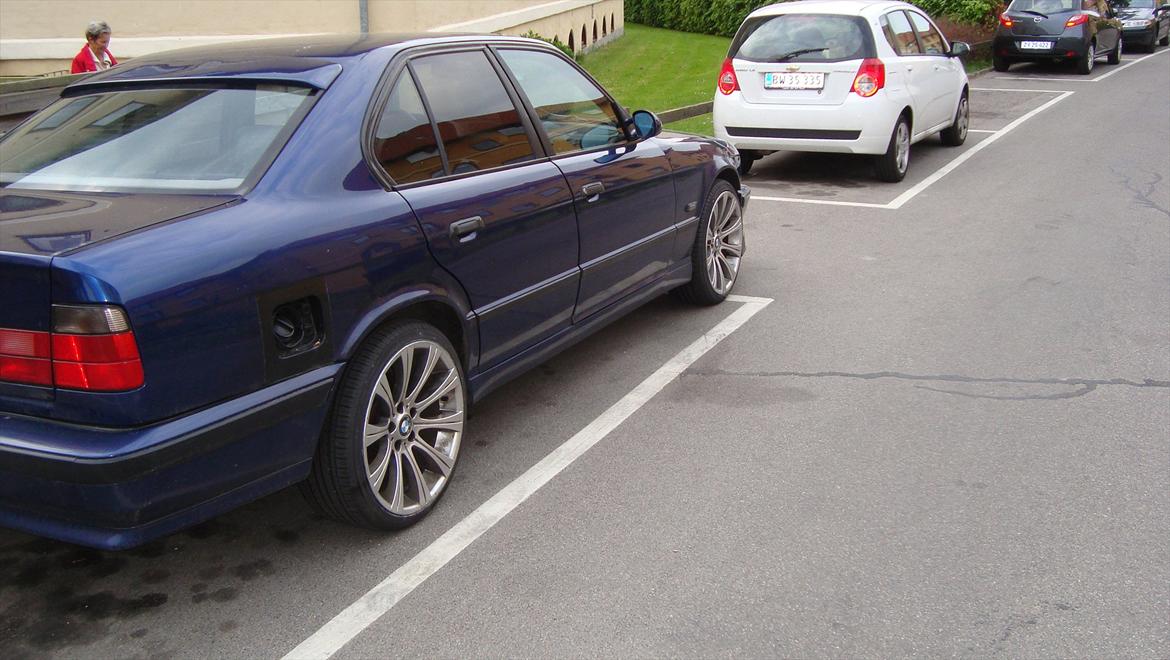 BMW 530  v8 billede 1