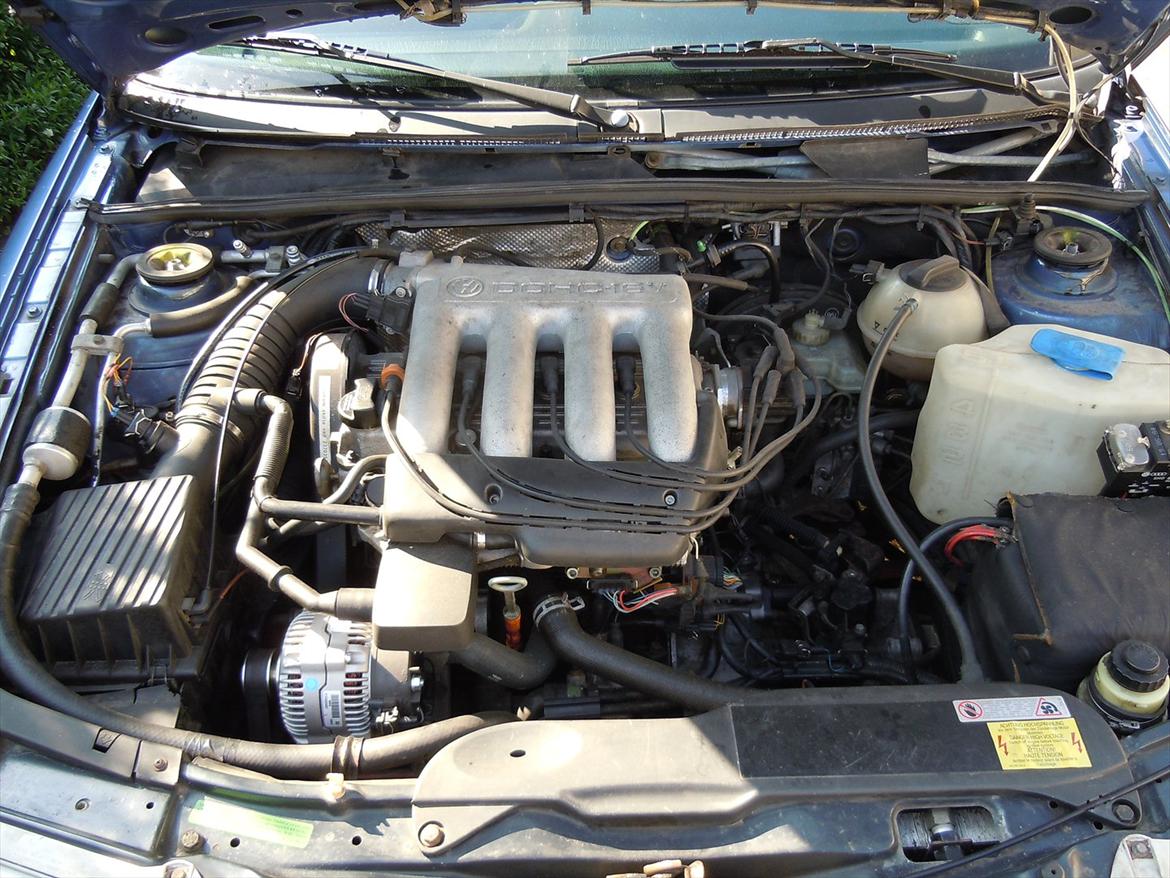 VW Passat 2.0i 16v GT abf 150 limosine - 2.0 16V billede 6