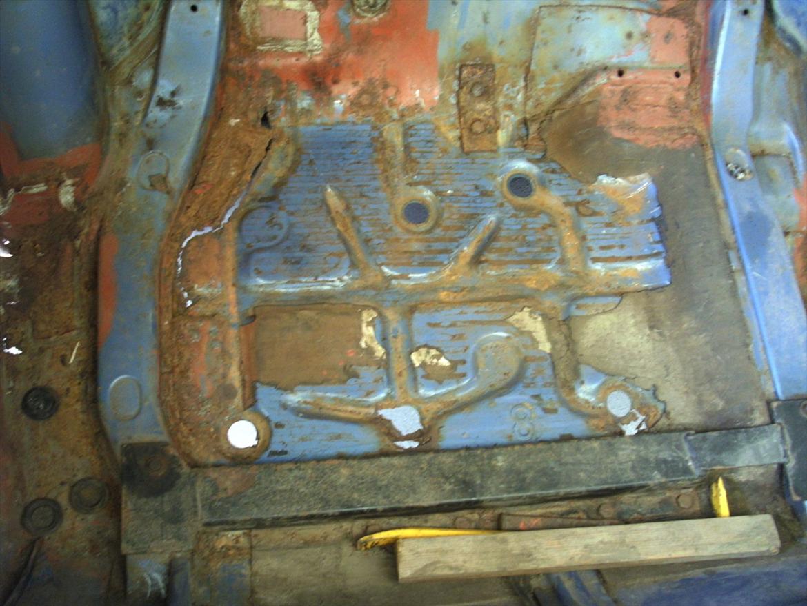 Opel Kadett C - Dejlig revne og lidt huller hist og her billede 7