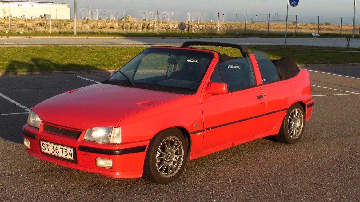 Opel Kadett 2.0 GSI 16V Cabriolet [tidl. bil] billede 1
