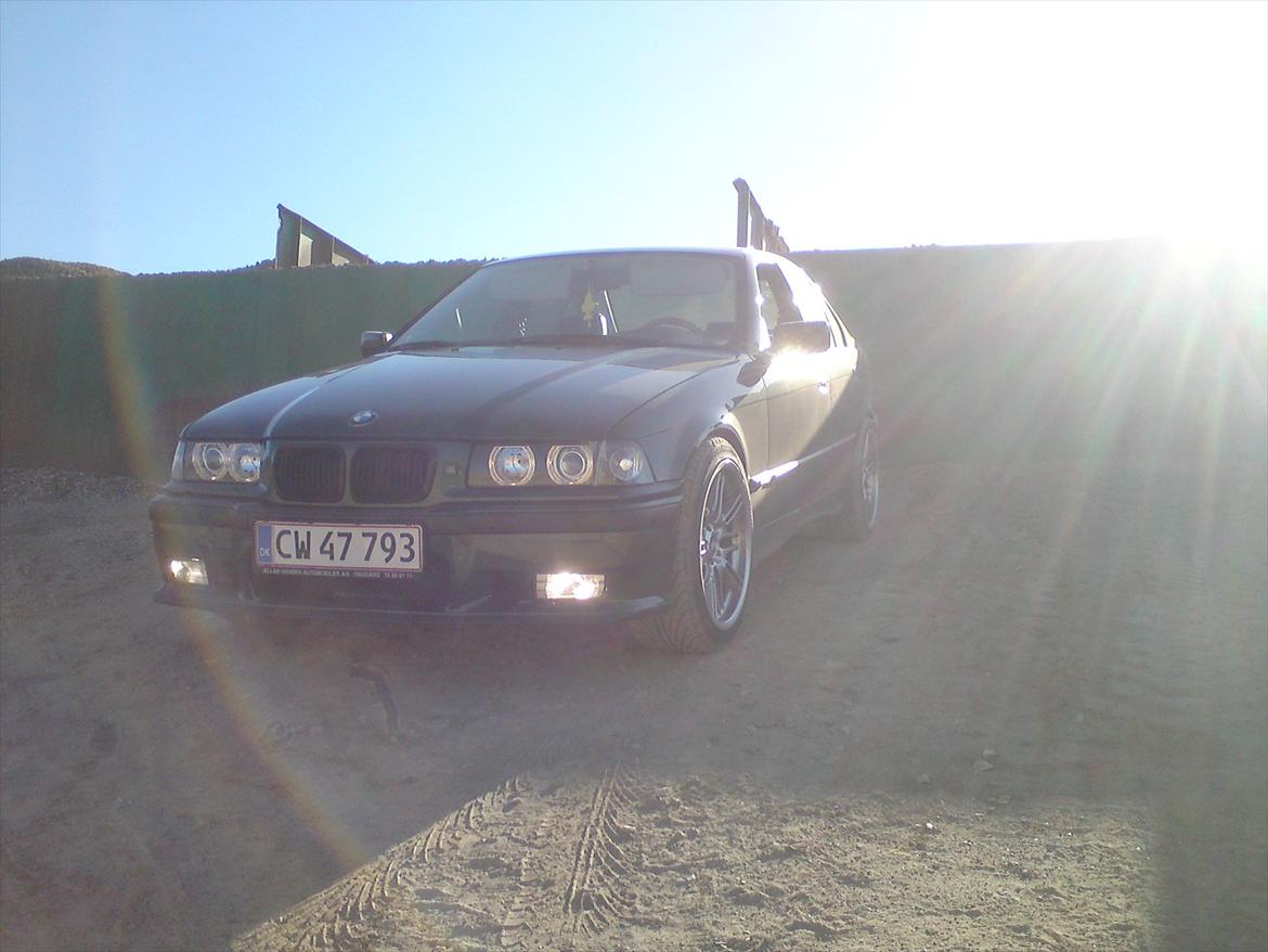 BMW 318i billede 8