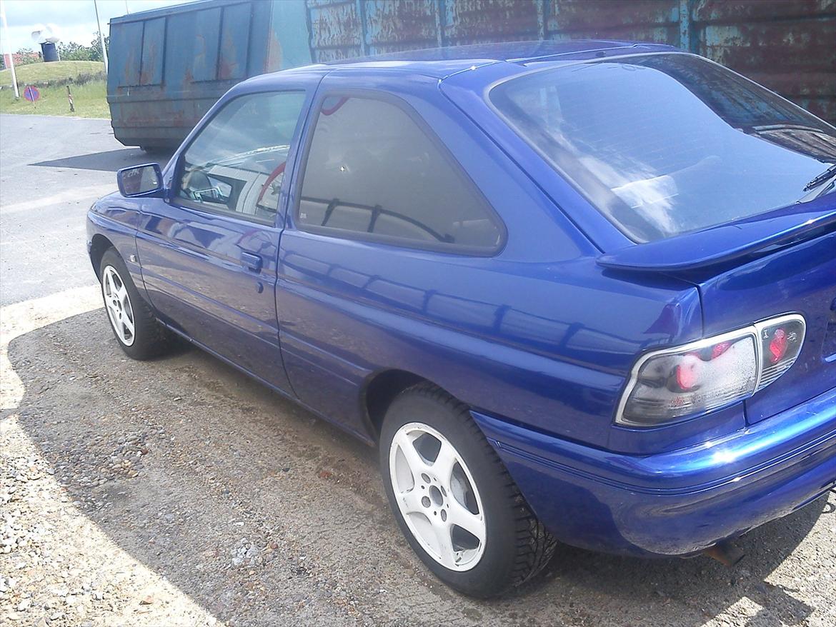 Ford Escort 1.8 16v 105 hk billede 4