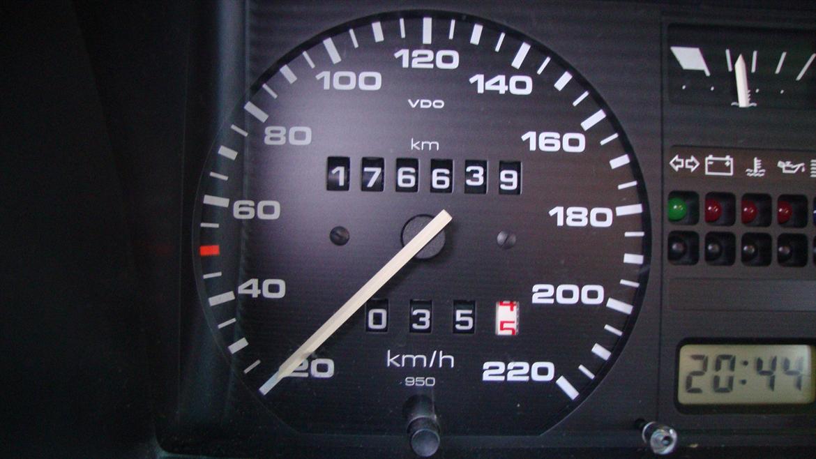 VW Golf 1,8 Manhattan. -Solgt. billede 4