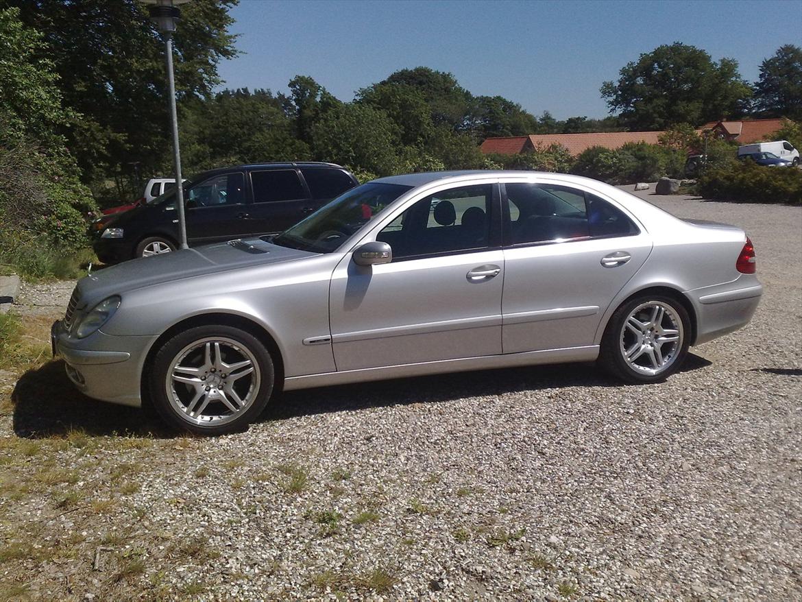 Mercedes Benz E 270 cdi aut classic billede 1