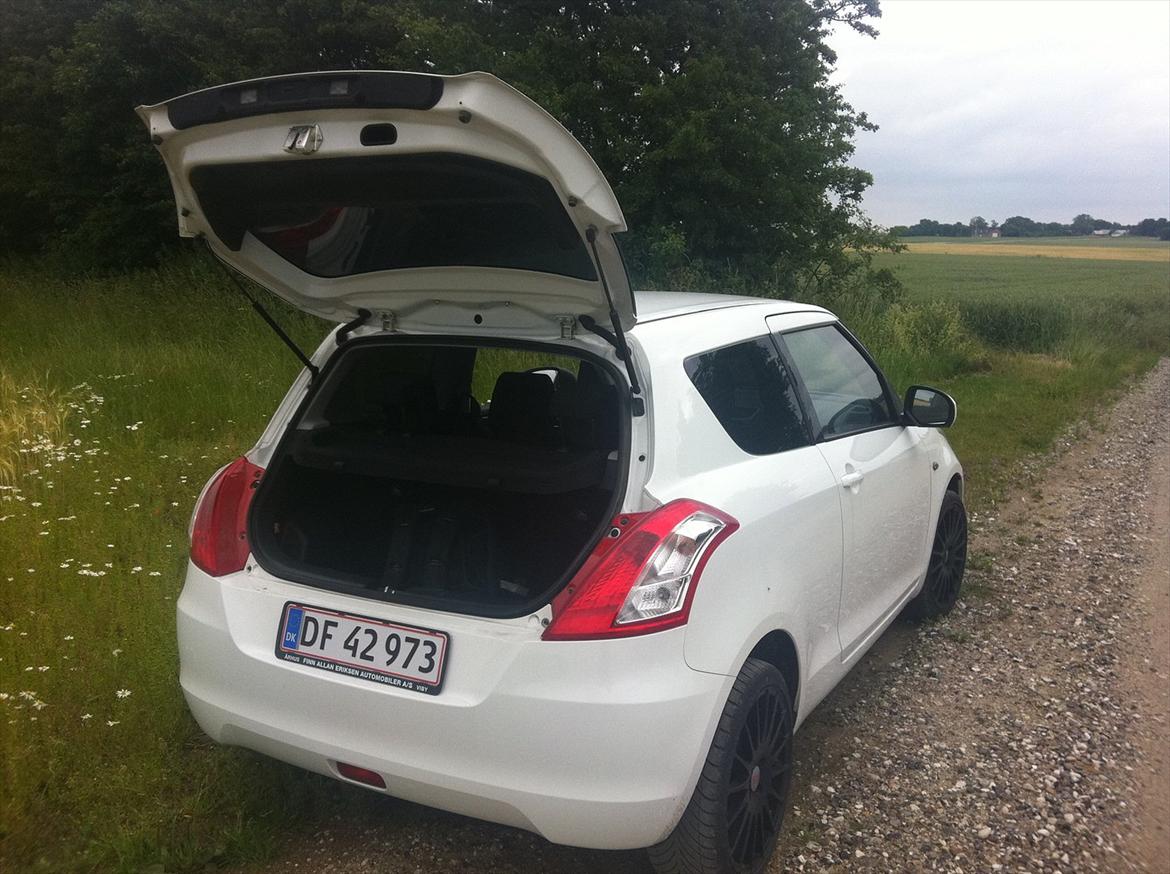 Suzuki Swift 1.2 GL SOLGT billede 5