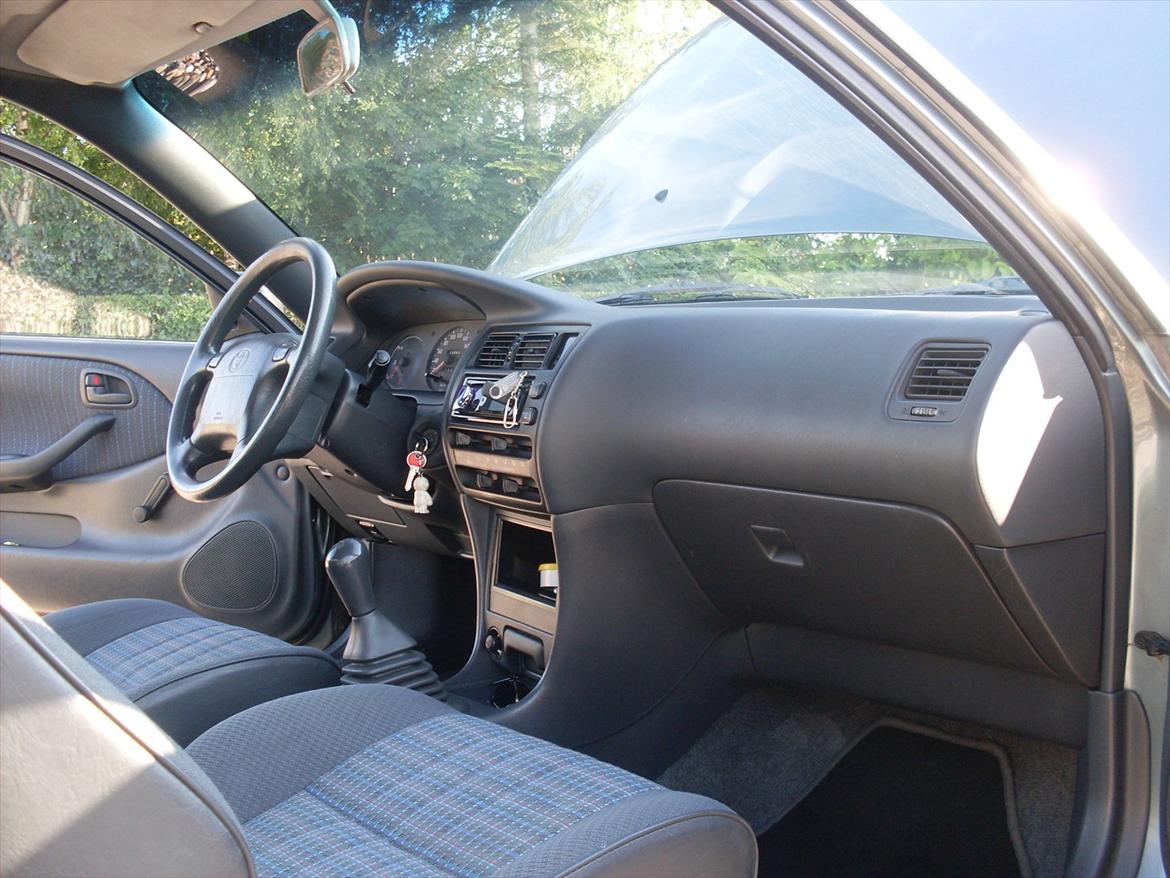 Toyota Corolla E10 Xli Champ - 10/7 - 11

Efter total rengøringen af kabinen billede 15