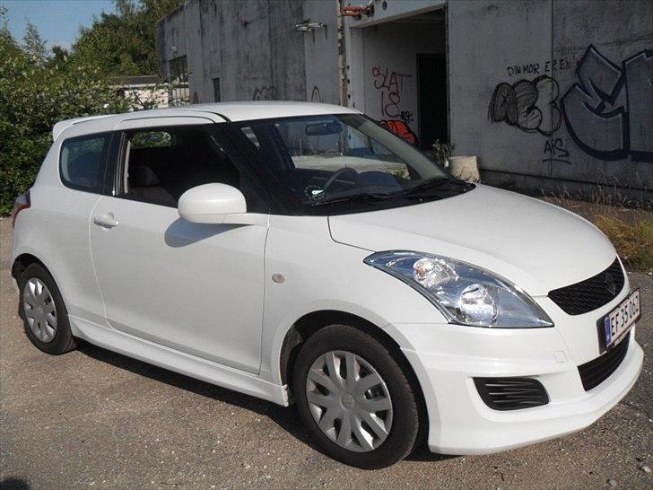 Suzuki swift GL 3 dørs billede 4