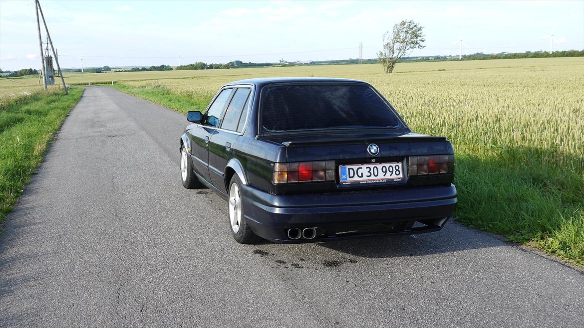 BMW E30 320i /323i  billede 7