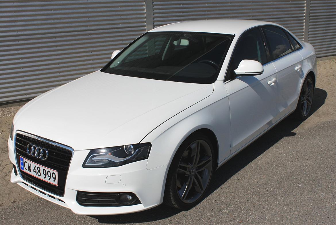 Audi A4 2,0 TDI - 143 HK billede 4