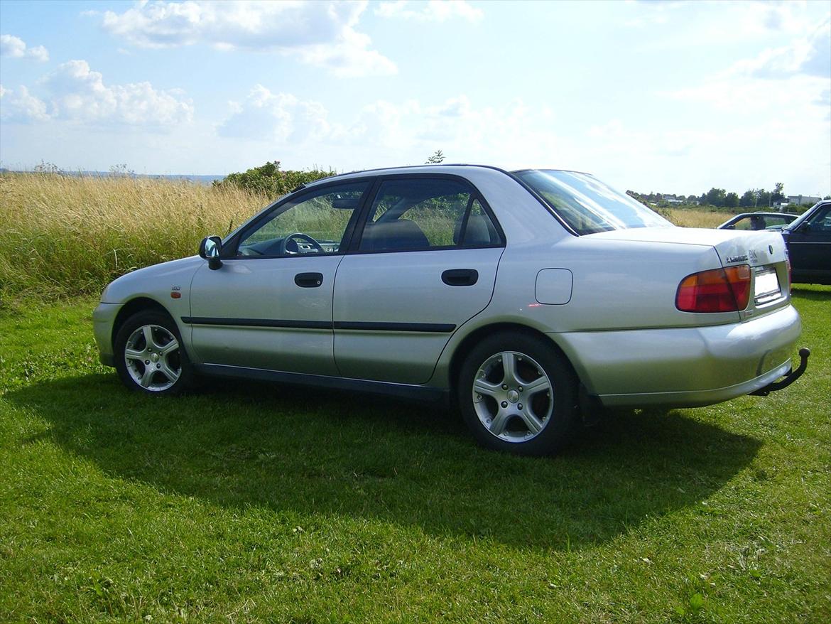 Mitsubishi Carisma billede 4