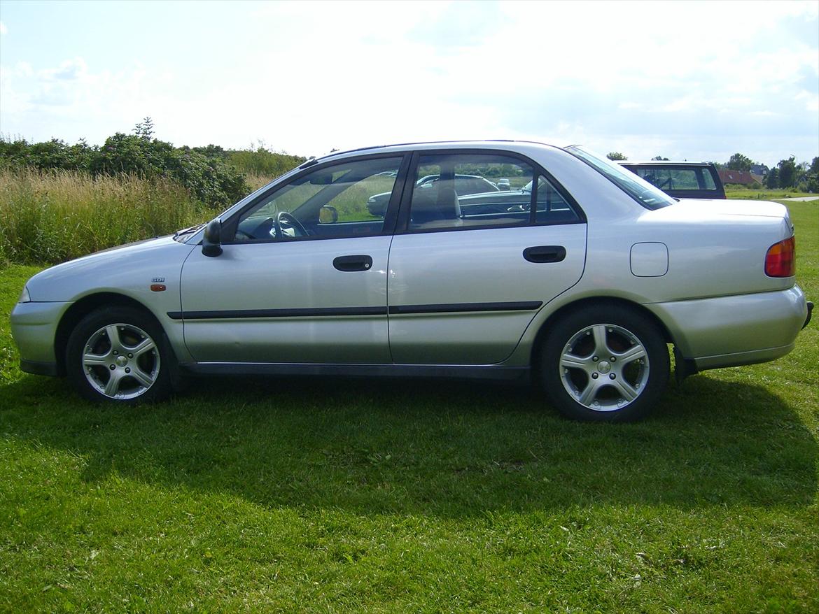 Mitsubishi Carisma billede 5