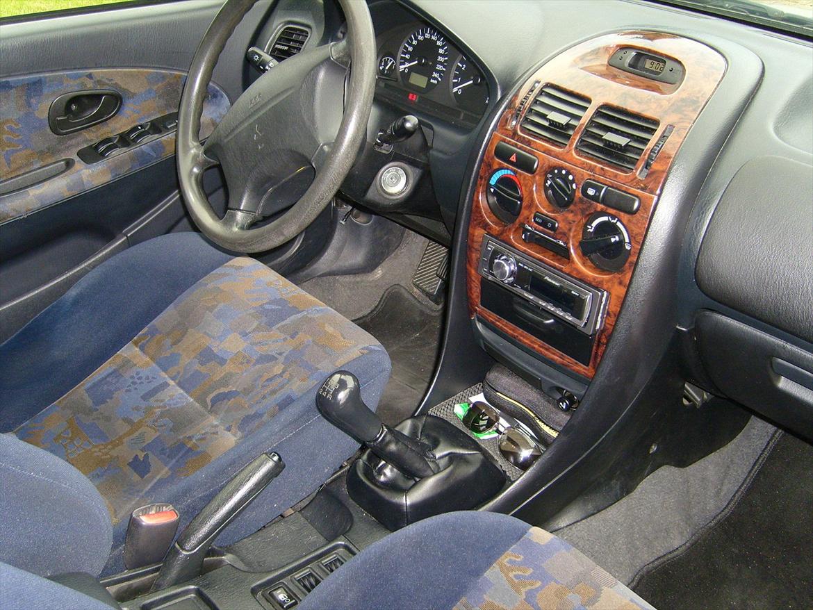 Mitsubishi Carisma billede 11