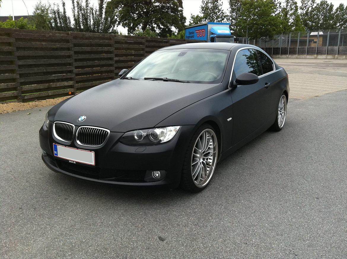 BMW 325i Coupe - SOLGT billede 1