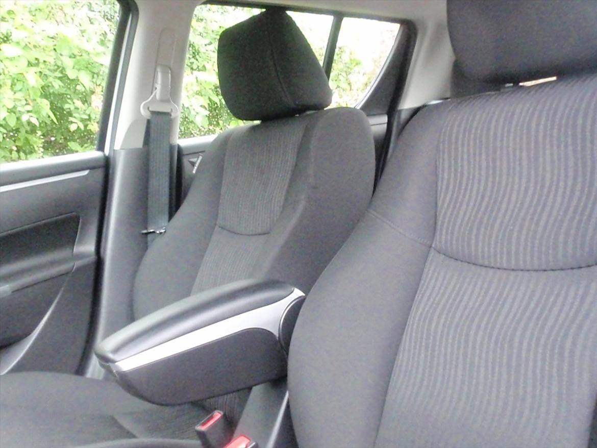 Suzuki Swift GL Aircon billede 15