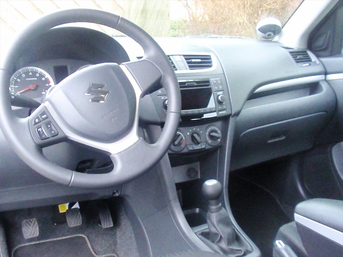 Suzuki Swift GL Aircon billede 17