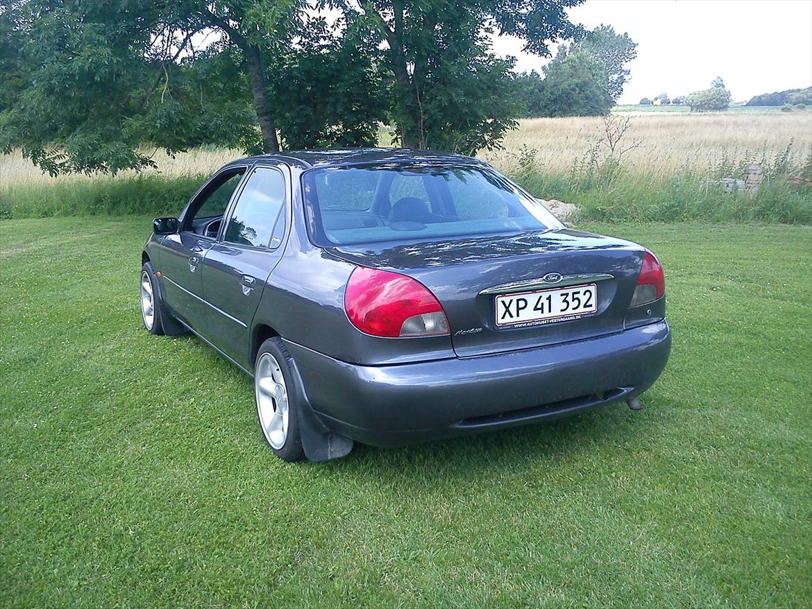 Ford Mondeo MK2 2.0  billede 2