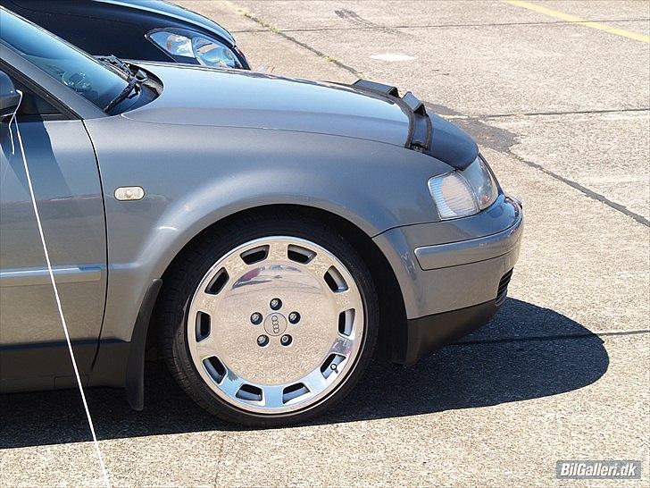 VW Passat 1.8 T Solgt billede 2